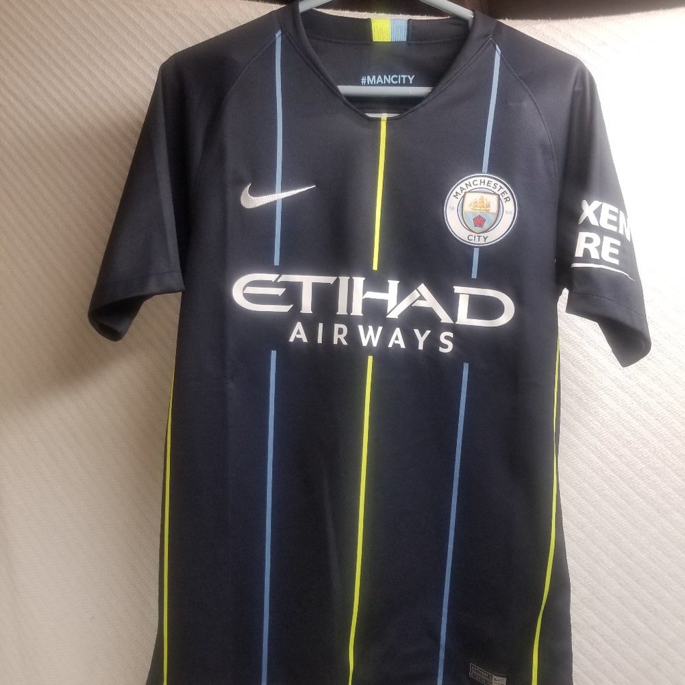 864 - Manchester City 3rd Jersey S